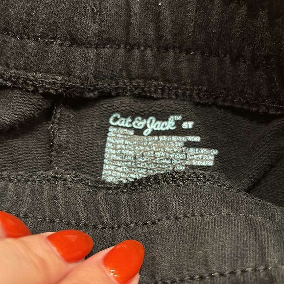 Cat and jack 5 t girl shorts good condition - Picture 2 of 2